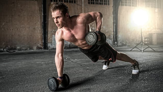 Elevate Your Fitness: Integrating Hybrid Calisthenics into Your Workout Routine